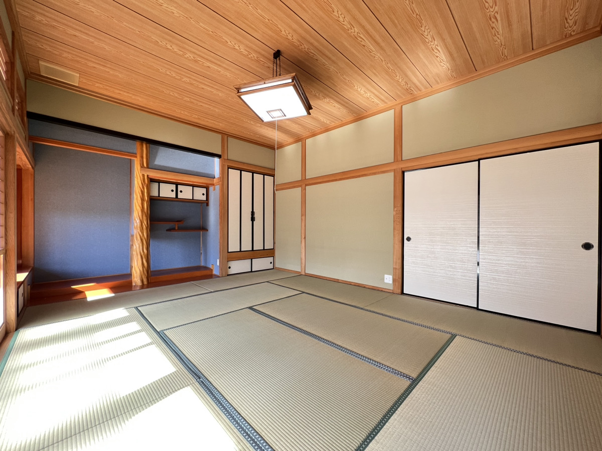 和の趣と機能美を融合した、平屋4LDKリノベーション住宅