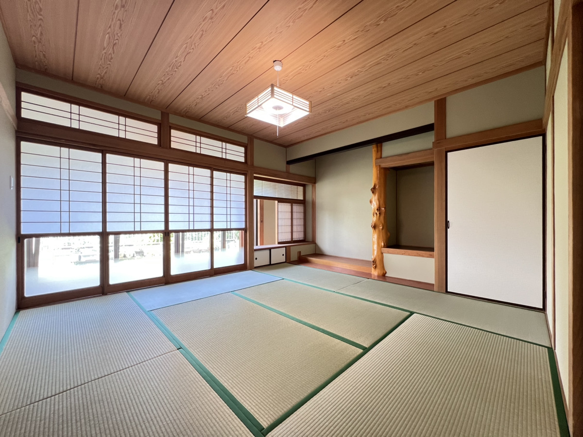 木の温もりと開放感あふれる住まいへ