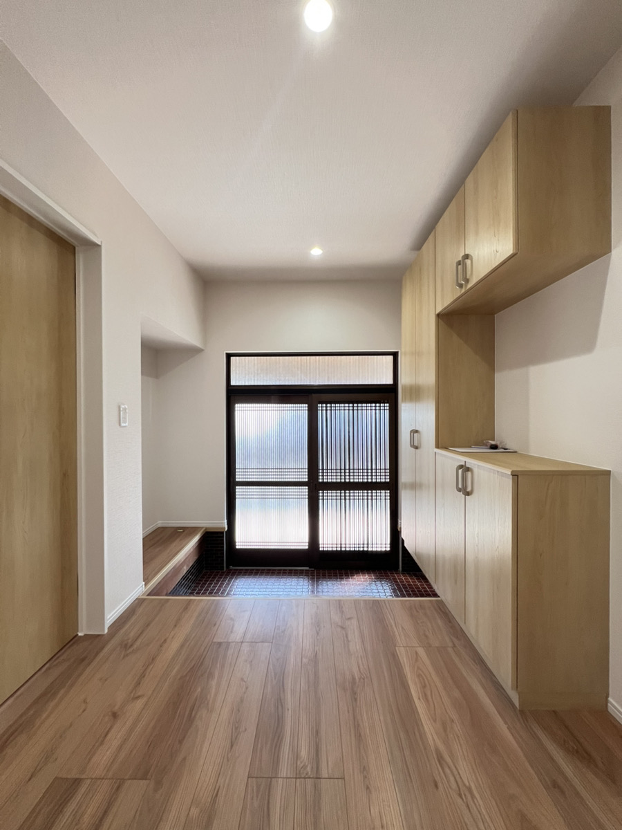 フルリノベーションで甦る、現代の暮らしに寄り添う住まい