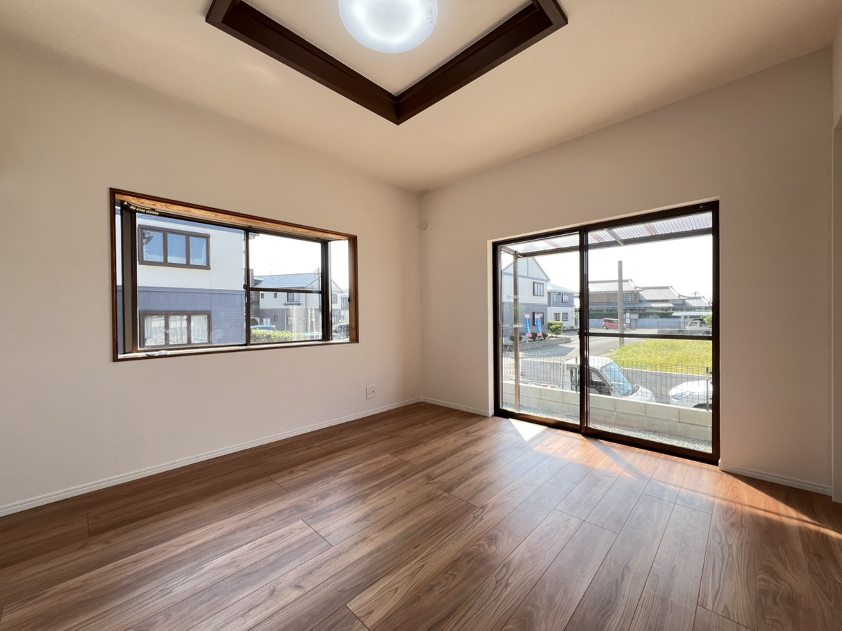 フルリノベーションで甦る、現代の暮らしに寄り添う住まい