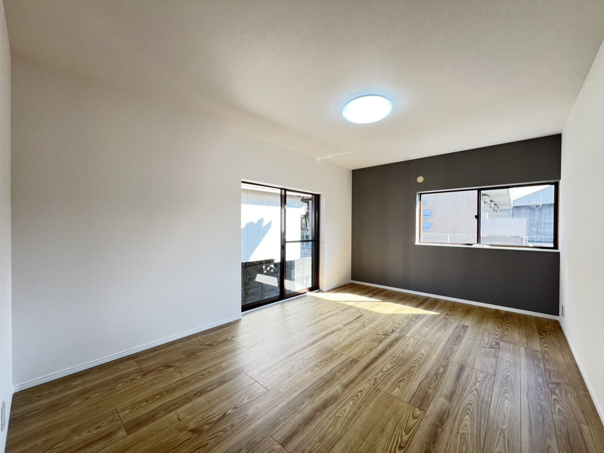 子育て世帯にちょうどいい。間取りから見直した、安心・快適なフルリノベーション住宅